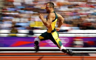 德甲有哪些足球队名字，德甲有名的球队？